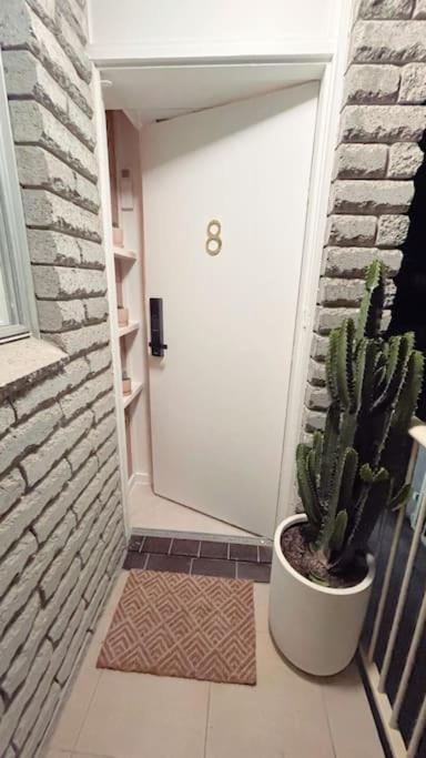 Apartamento Chic Beachside Getaway 2Br 2Bath Fully Equipped Gold Coast Exterior foto
