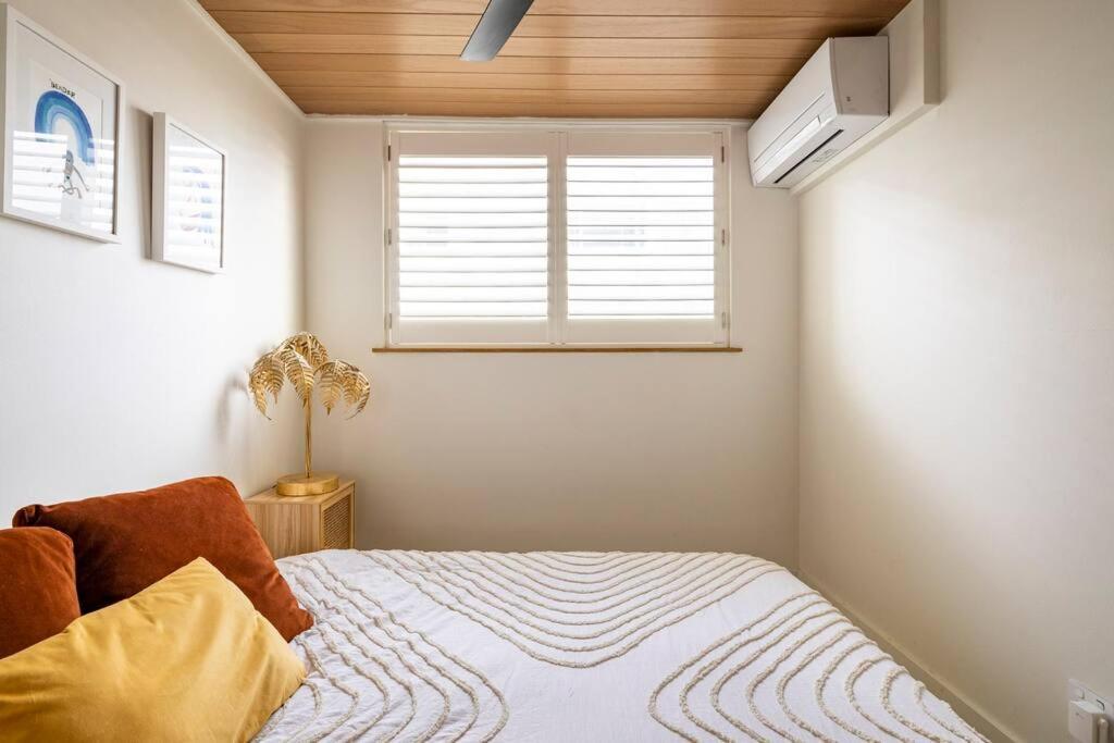 Apartamento Chic Beachside Getaway 2Br 2Bath Fully Equipped Gold Coast Exterior foto