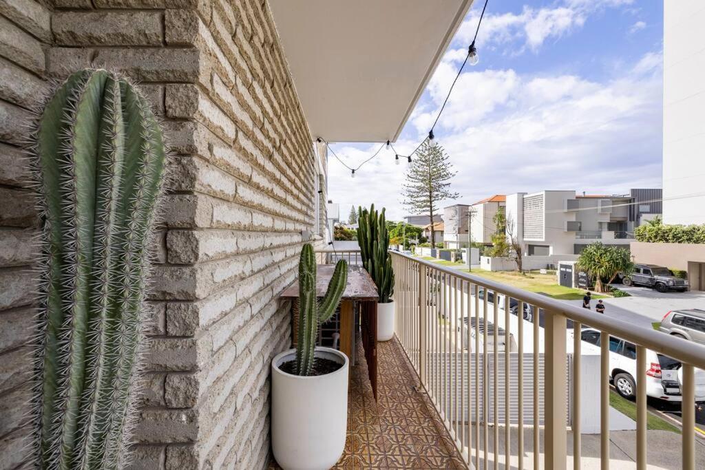 Apartamento Chic Beachside Getaway 2Br 2Bath Fully Equipped Gold Coast Exterior foto