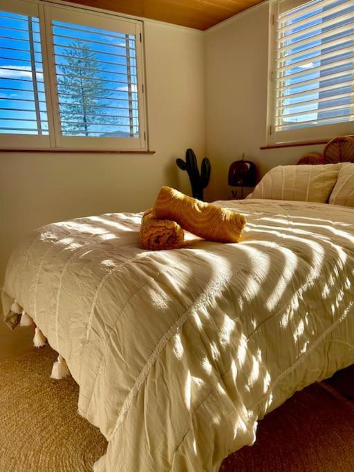 Apartamento Chic Beachside Getaway 2Br 2Bath Fully Equipped Gold Coast Exterior foto